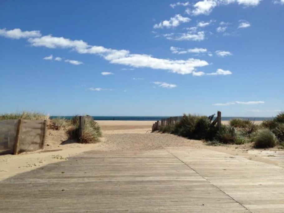 Appartement Proche De La Plage Saint-Pierre-la-Mer  Kültér fotó