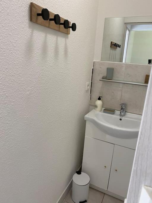 Appartement Proche De La Plage Saint-Pierre-la-Mer  Kültér fotó