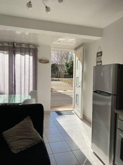 Appartement Proche De La Plage Saint-Pierre-la-Mer  Kültér fotó