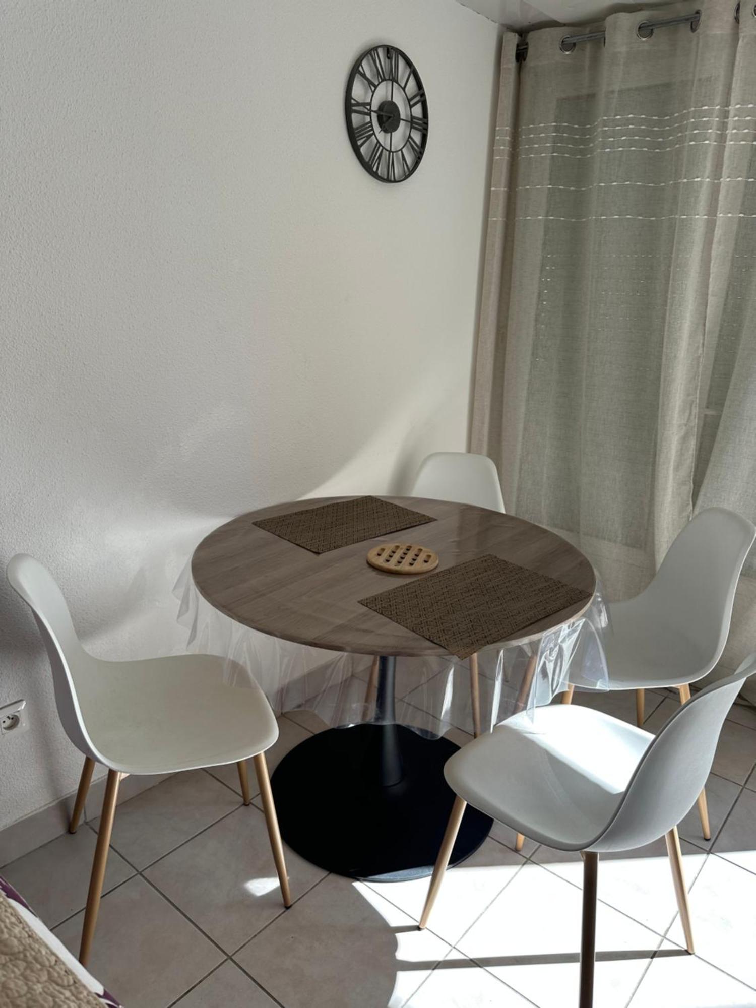 Appartement Proche De La Plage Saint-Pierre-la-Mer  Kültér fotó
