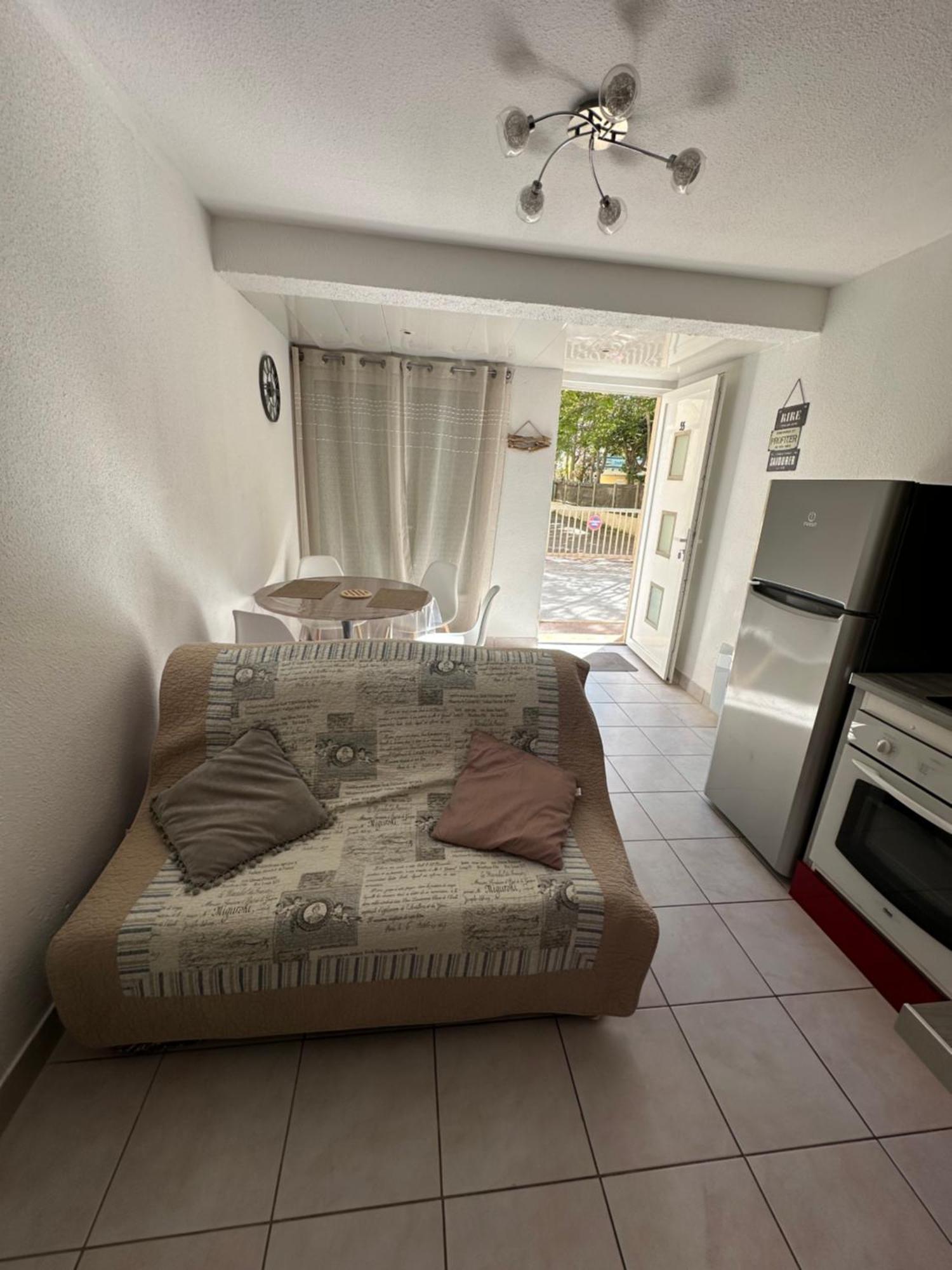 Appartement Proche De La Plage Saint-Pierre-la-Mer  Kültér fotó